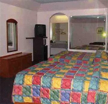 Motel Scottish Inn & Suites Liberty