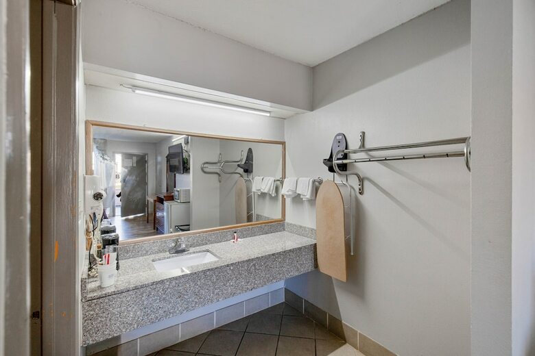 Motel Days Inn Columbia