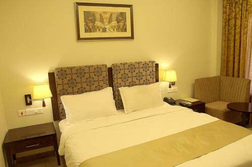Hotel Pramod Convention & Club Resort