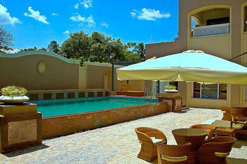 Hotel Pramod Convention & Club Resort