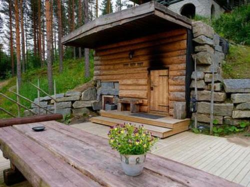 Holiday Home Juurakkopirtti