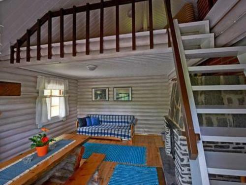 Holiday Home Juurakkopirtti