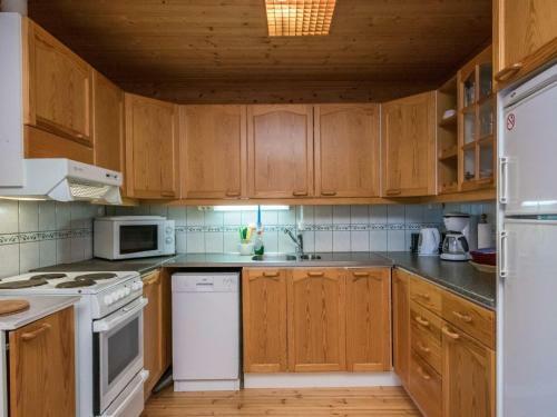 Holiday Home Aamuntorkku