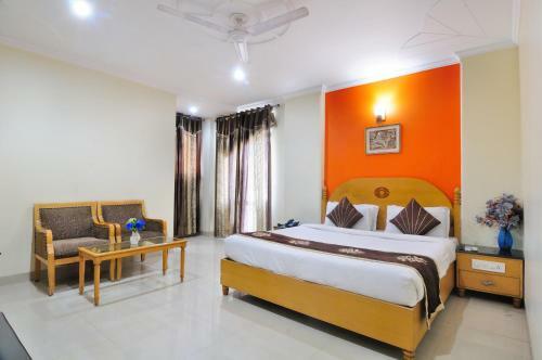 Hotel Maharaja Residency