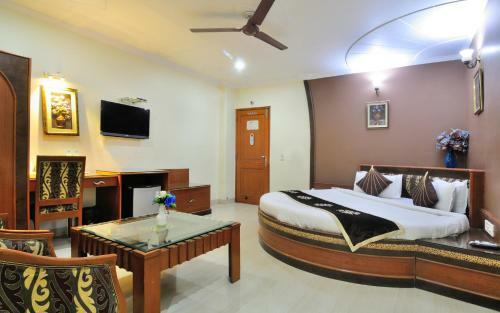 Hotel Maharaja Residency