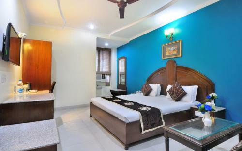 Hotel Maharaja Residency