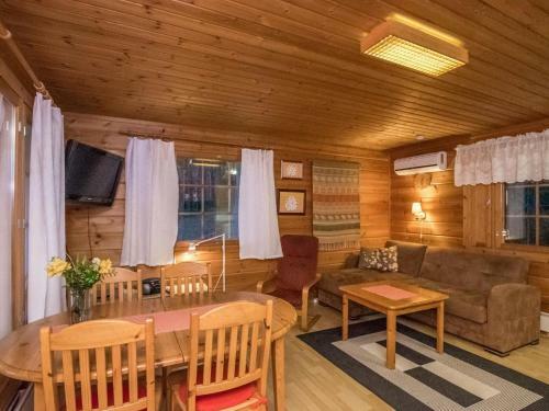 Holiday Home Aurinkorinne