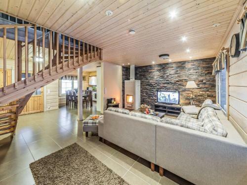Holiday Home Villanoora B