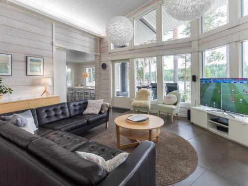 Holiday Home Villa Aallokko