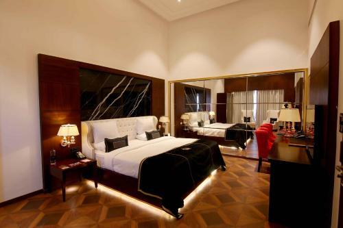 Hotel Della Resorts & Villas