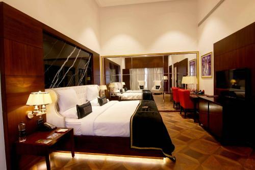 Hotel Della Resorts & Villas