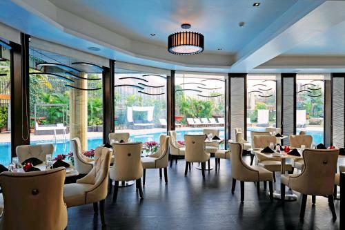 Hotel Della Resorts & Villas
