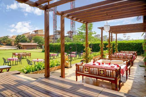 Hotel Della Resorts & Villas