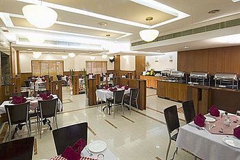 Hotel Royal Plaza