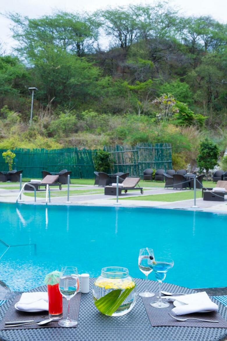 Hotel Golden Tulip Chandigarh, Panchkula