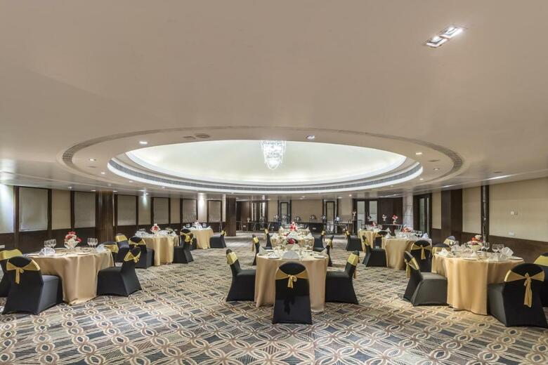 Hotel Golden Tulip Chandigarh, Panchkula