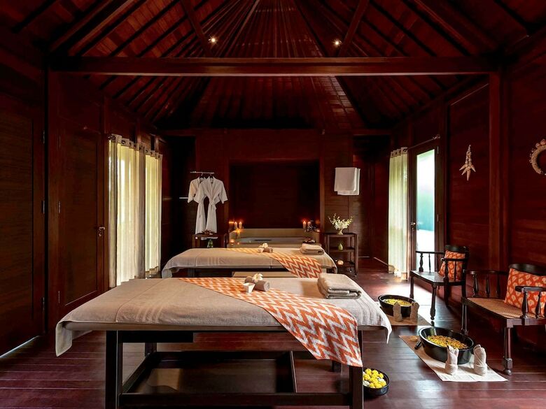 Hotel Grand Mercure Goa Shrem Resort
