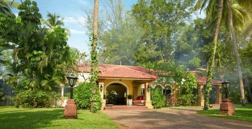Hotel Vivanta By Taj Holiday Village