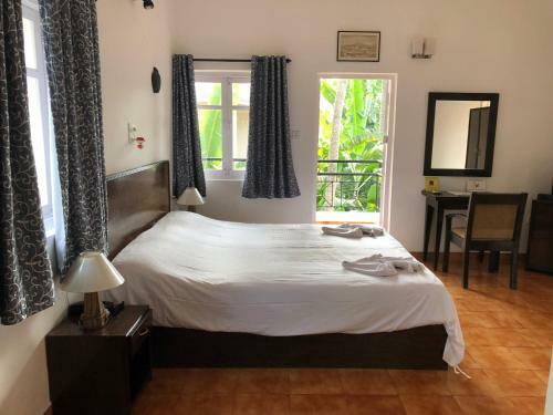 Hotel Santana Beach Resort