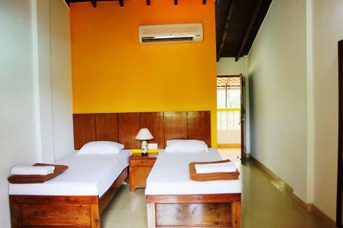 Hotel Silver Sands Sunshine - Angaara