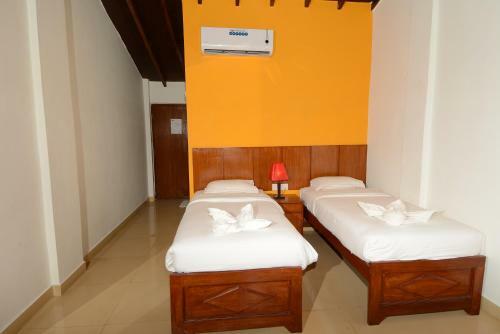 Hotel Silver Sands Sunshine - Angaara