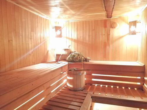 Hostal Dom-bania S Terrasoi 7km Ot Minska