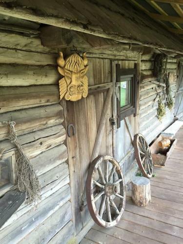 Domik Na Islochi