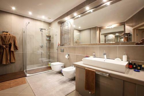 Vip Raubichi Holiday Home