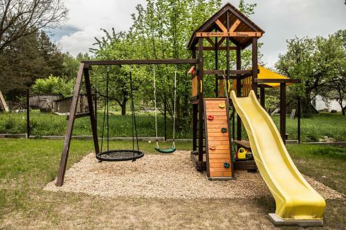 Agroturismo Usadba Domik V Pushche