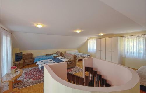 Two-bedroom Holiday Home In Stubicke Toplice