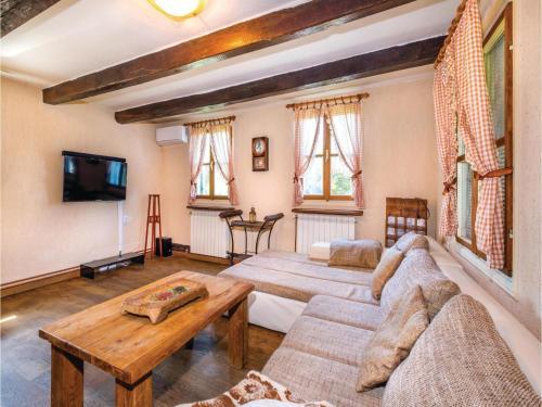 Three-bedroom Holiday Home In Sveti Ivan Zabno