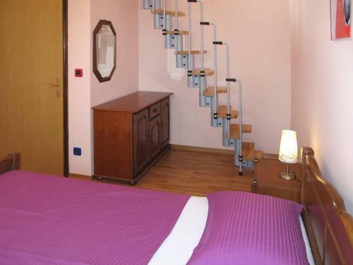 Holiday Home Villa Eldina (pul485)