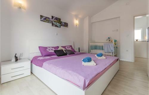 Three-bedroom Holiday Home In Skatari
