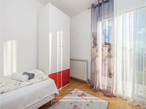 Three-bedroom Apartment In Matulji