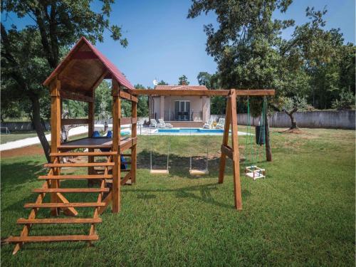 Two-bedroom Holiday Home In Vodnjan
