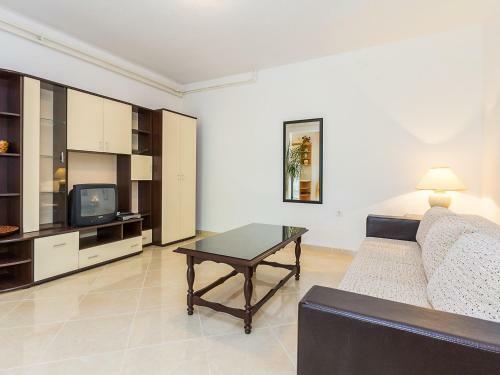 Apartment Robert (11644)