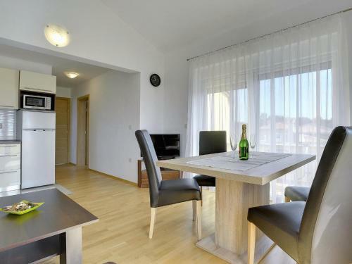 Apartment House Kralj