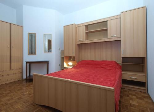 Apartments P-lena 1775