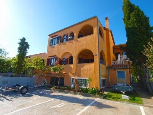 Apartments P-lena 1775