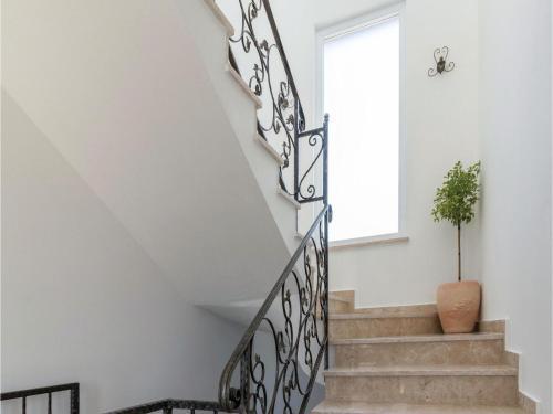 Five-bedroom Holiday Home In Medulin