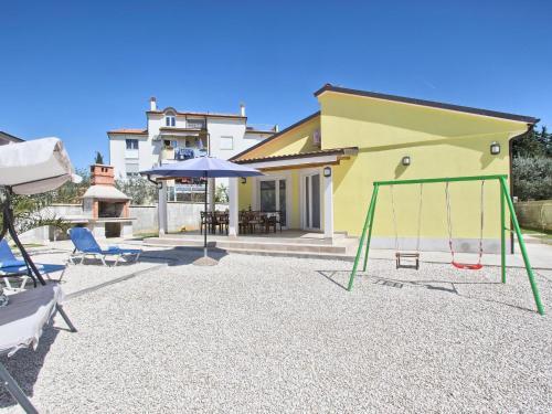 Holiday Home House Dejvis