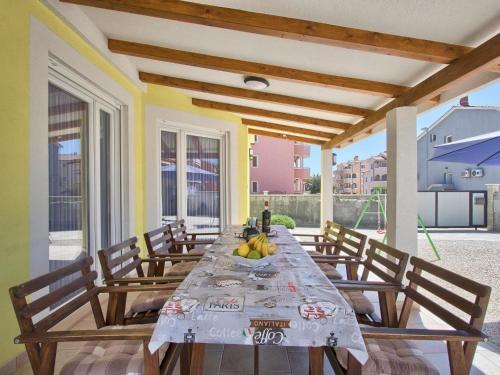 Holiday Home House Dejvis