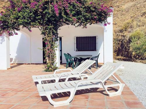 Luxurious Villa In Arenas With Pool