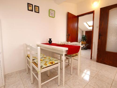 Apartments Munida 734