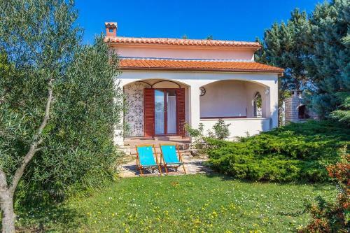 Holiday Home Ondina
