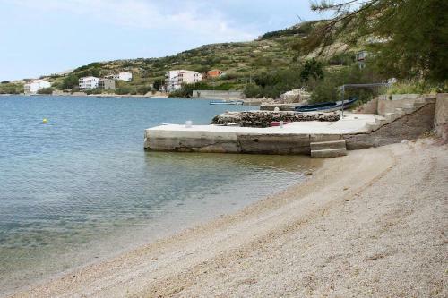 Apartment Metajna 6351e