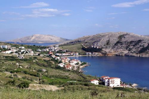Hostal Triple Room Metajna 6378f