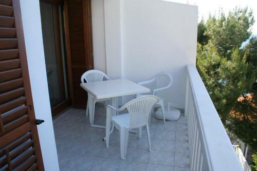 Apartments By The Sea Mimice (omis) - 2736