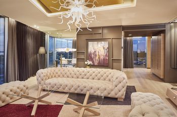 Reval Park Hotel & Casino