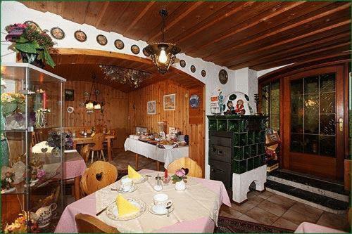 Hostal Hotel Edelwei�